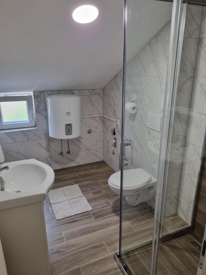 Apartmani Tolj Makarska Buitenkant foto