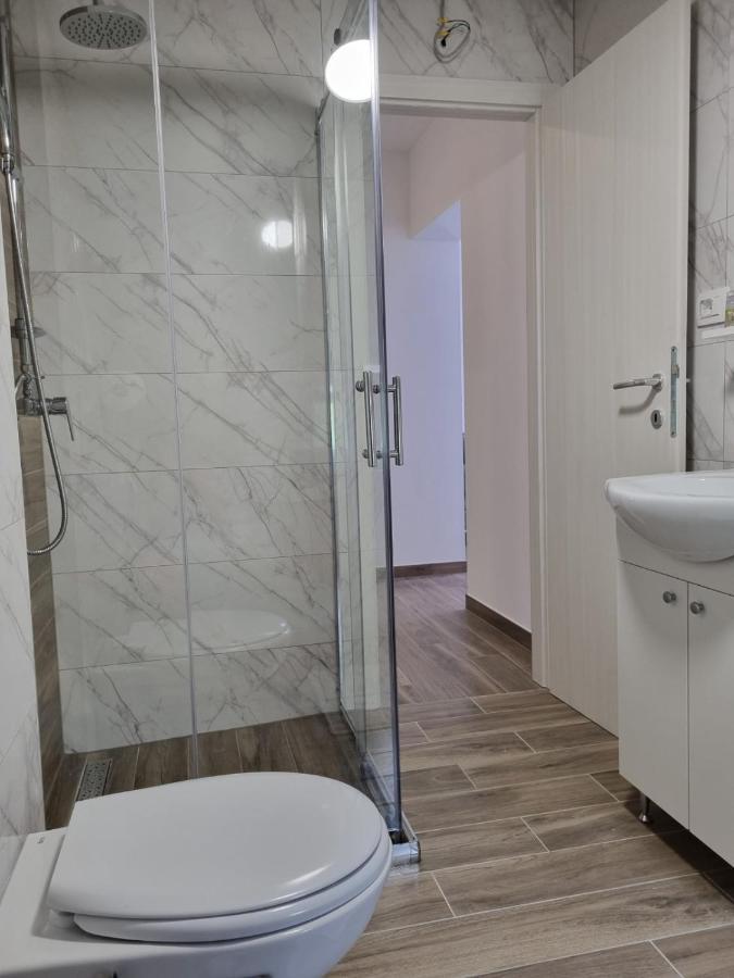Apartmani Tolj Makarska Buitenkant foto