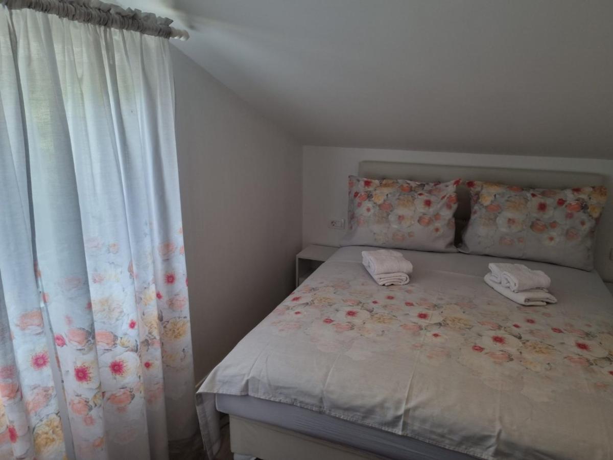 Apartmani Tolj Makarska Buitenkant foto