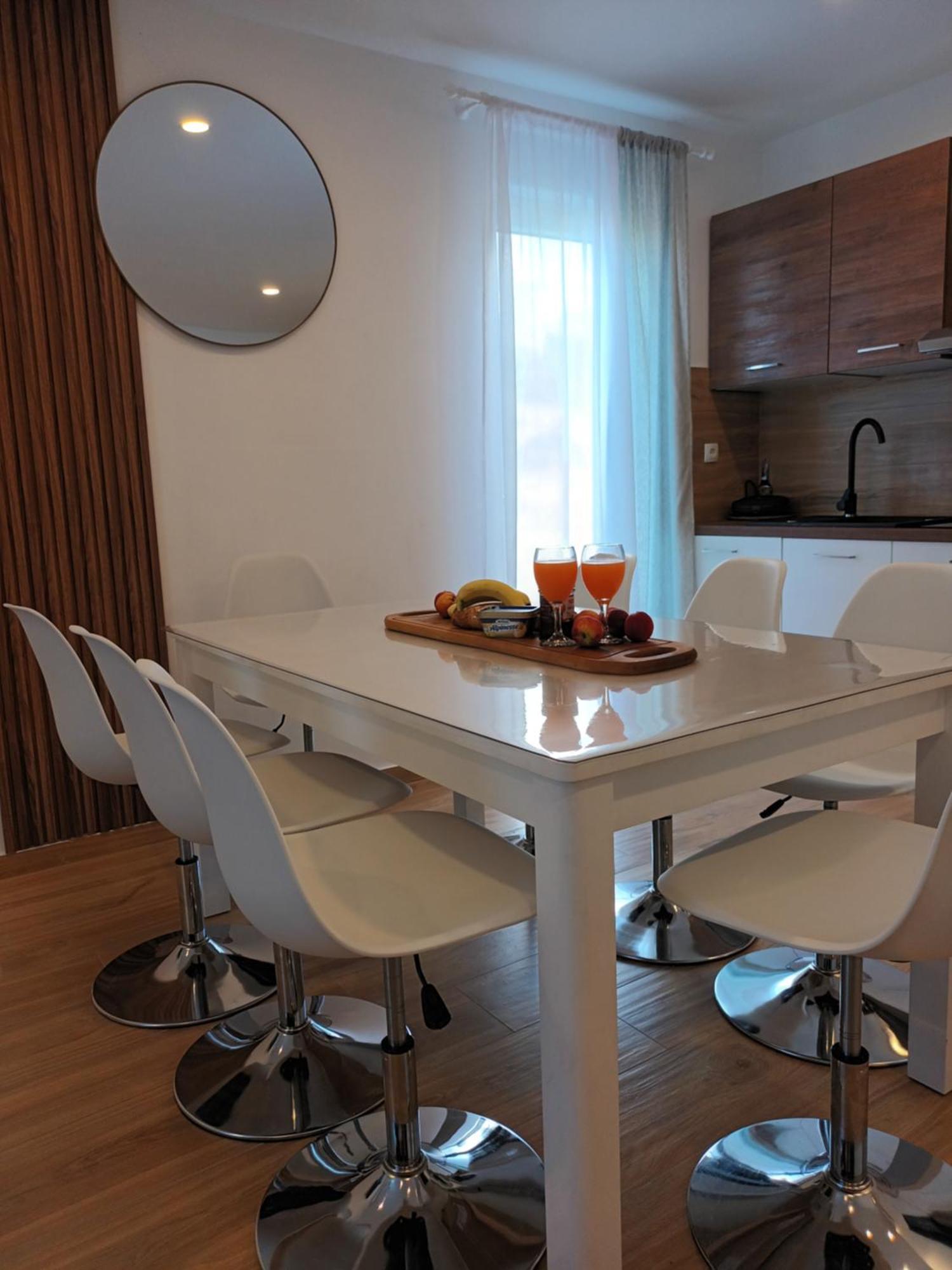 Apartmani Tolj Makarska Buitenkant foto