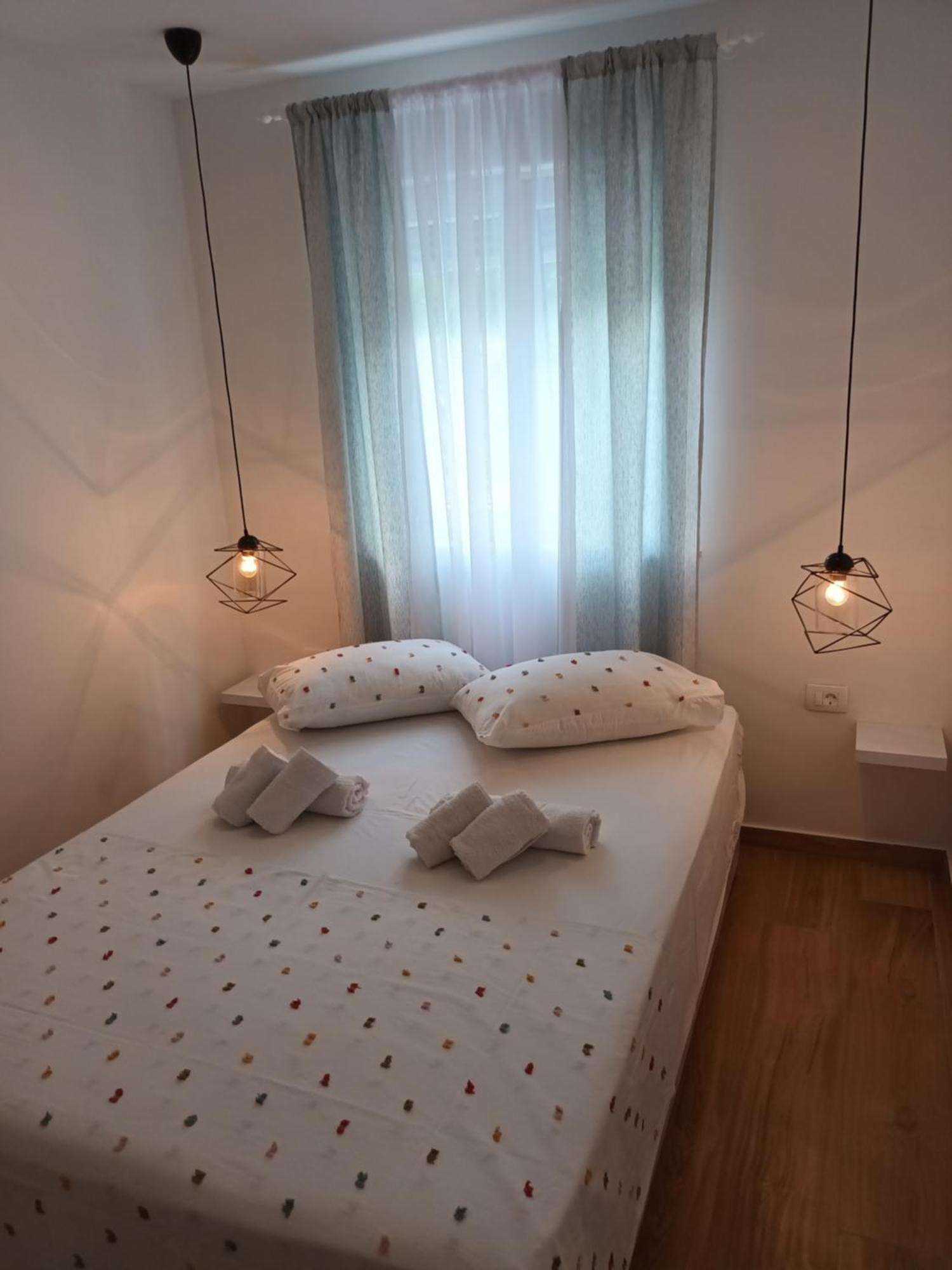 Apartmani Tolj Makarska Buitenkant foto