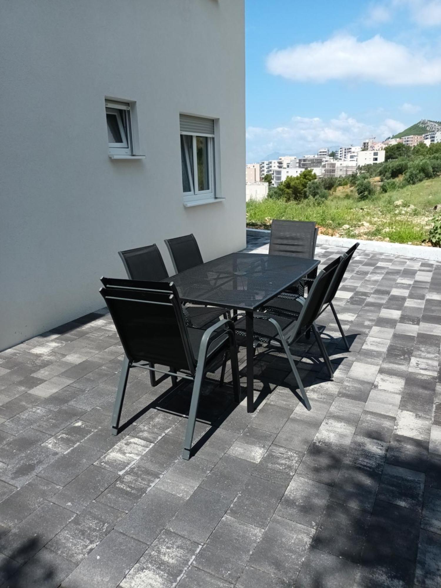 Apartmani Tolj Makarska Buitenkant foto